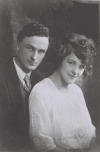 Delia___Tom_s_engagement_photo_1924