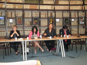 Al tavolo: M: Cristina Torrisi, Vavy Glibert Mineo, Susanna Basile, Giovanni IozziaFoto di Francesco Marano