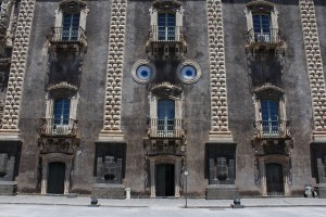 STREET VIEW, Vlady Art, Contextual face, (2013) Monastero dei Benedettini Catania.